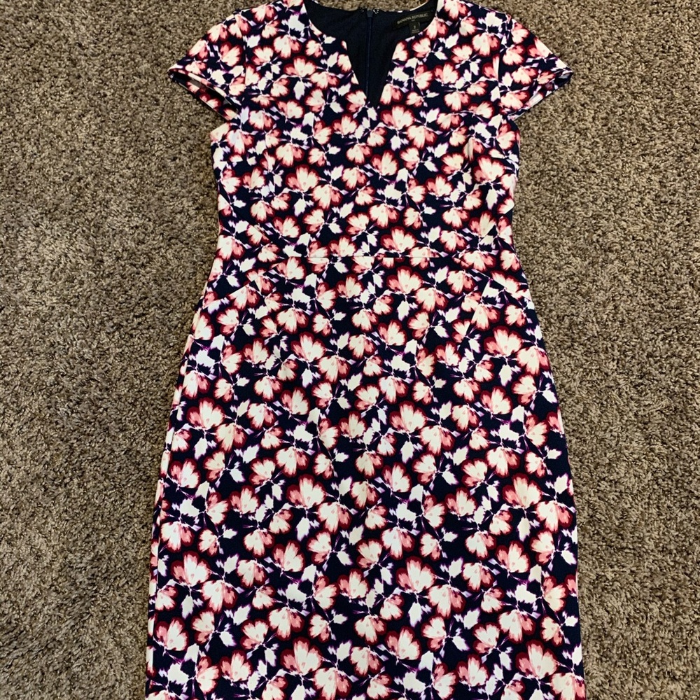 Beautiful Banana Republic floral dress